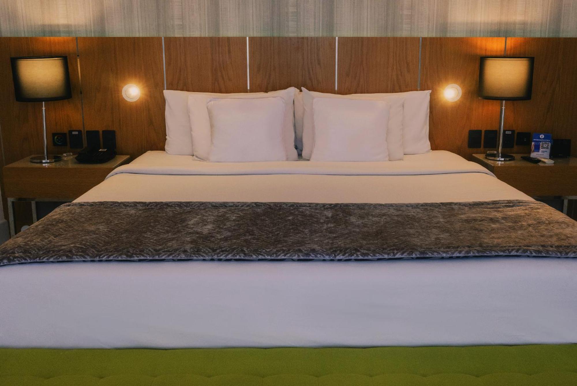 Hotel Nacional Rio De Janeiro - Oficial Esterno foto A bed